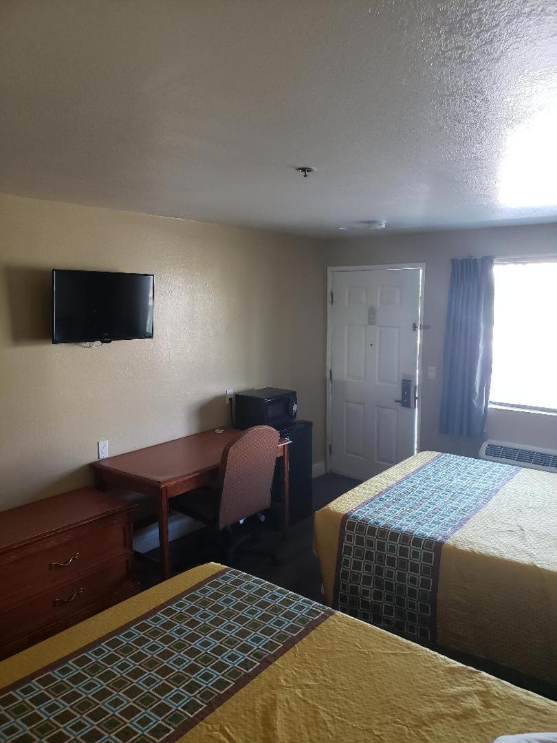University Inn פרסנו מראה חיצוני תמונה