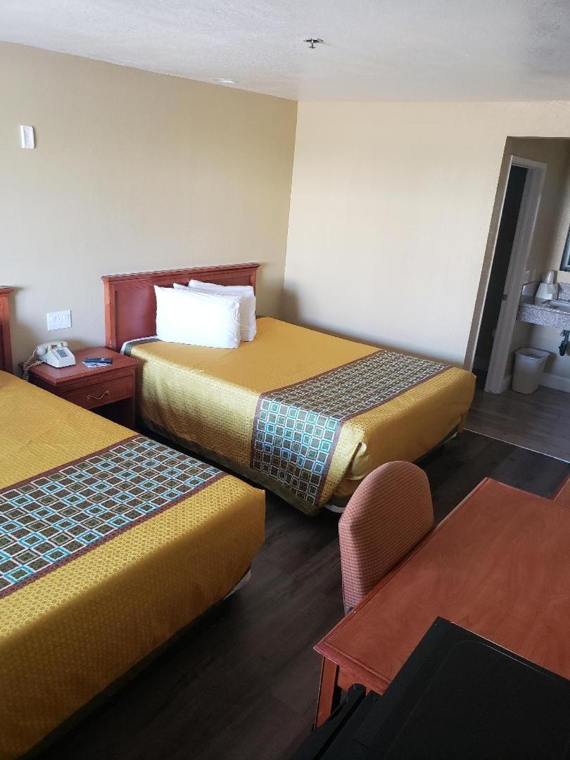 University Inn פרסנו מראה חיצוני תמונה